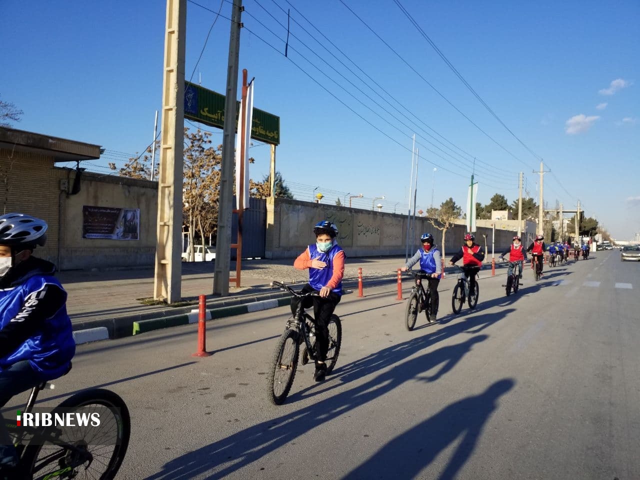 برگزاری همایش دوچرخه سواری گرامیداشت روز هوای پاک در شهرستان آبیک