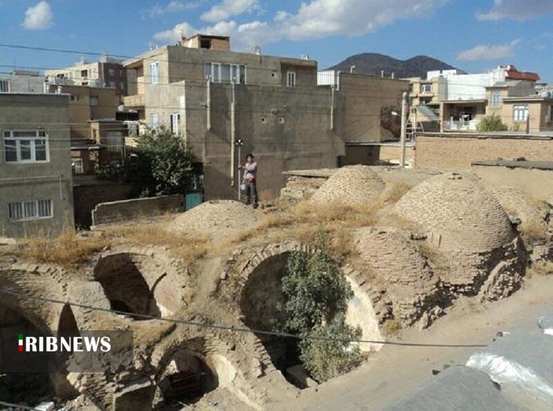 اجرای دیوارچینی موقت در حمام تاریخی خدری بانه