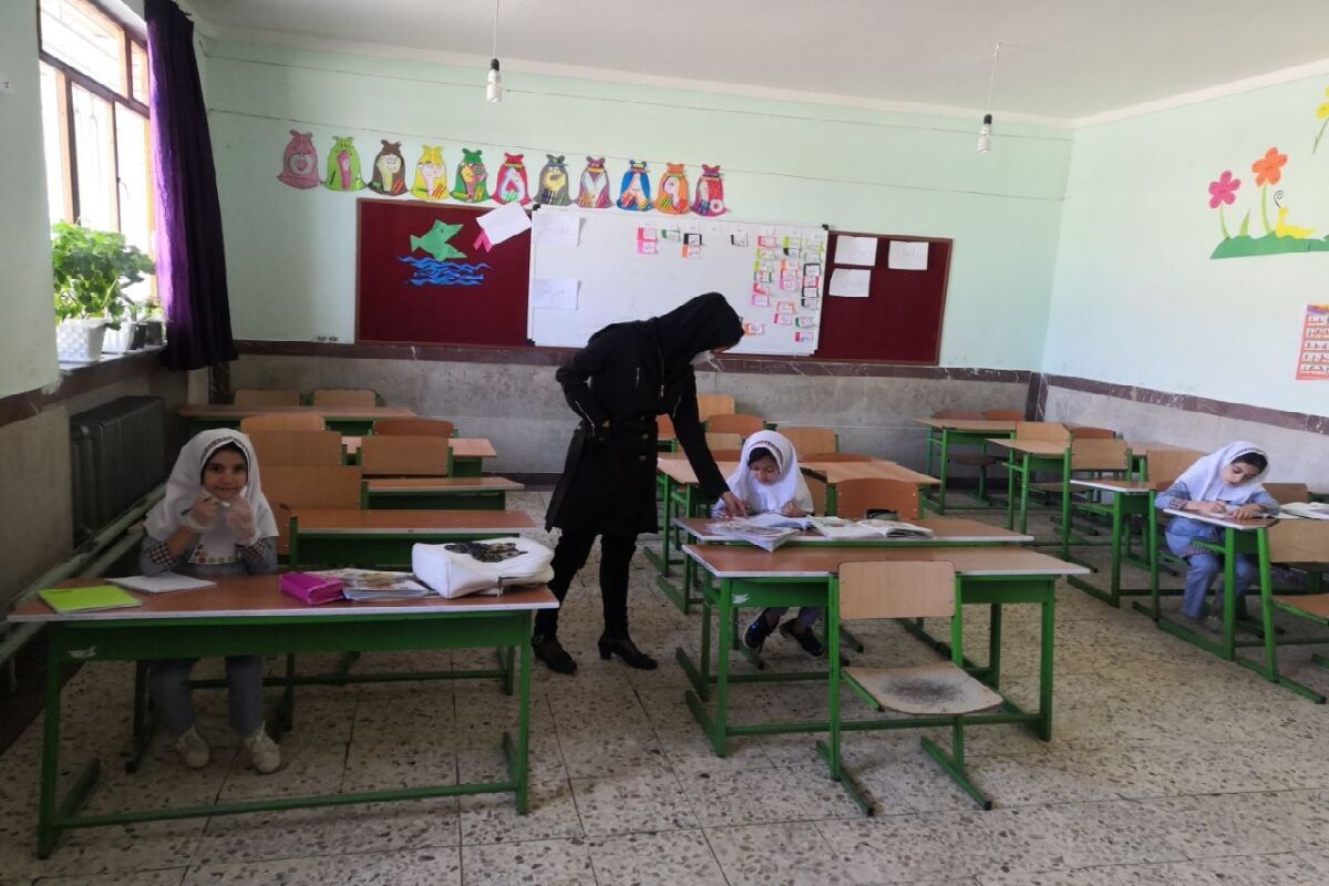 آموزش مجازی به ۳۵ هزار نوآموز خوزستانی بازمانده از تحصیل