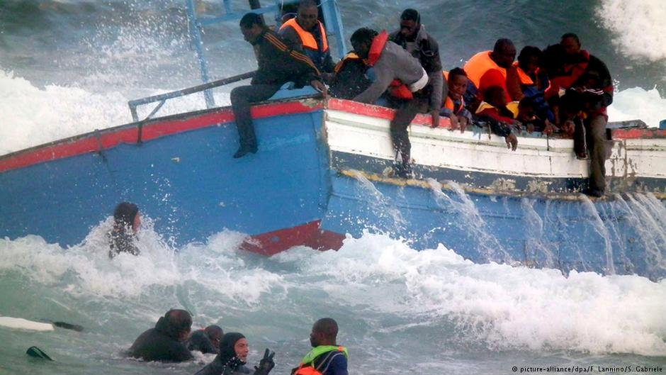۲۰ مهاجر در سواحل تونس غرق شدند