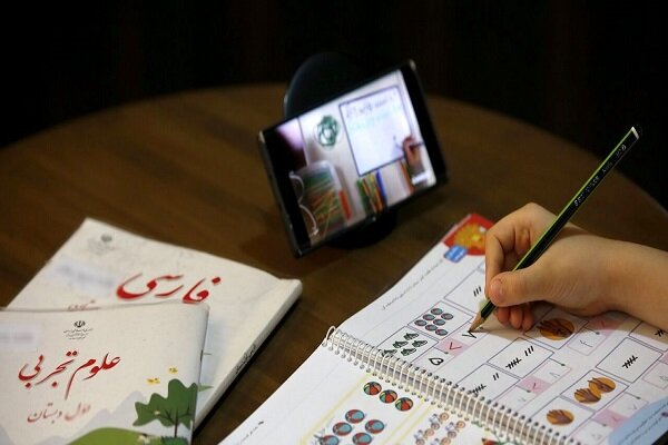 امتحانات مدارس مجازی برگزار می‌شود