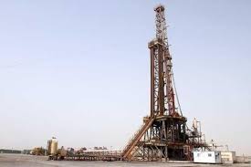 حفاری و تکمیل حلقه چاه‌های نفت و گاز در مناطق نفت خیز خشکی و دریایی کشور