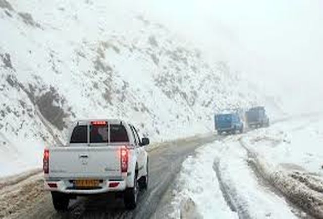 بارش برف در چند گردنه استان قزوین
