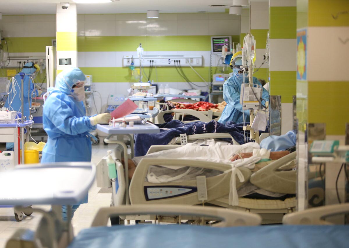 بستری شدن ۱۷ بیمار مبتلا به کرونا در کاشان و آران و بیدگل