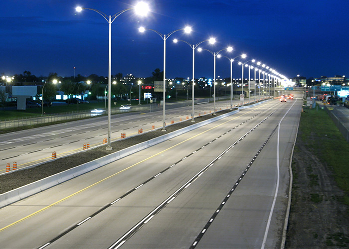 تجهیز۱۱۹ کیلومتر از جاده‌های همدان به سیستم روشنایی