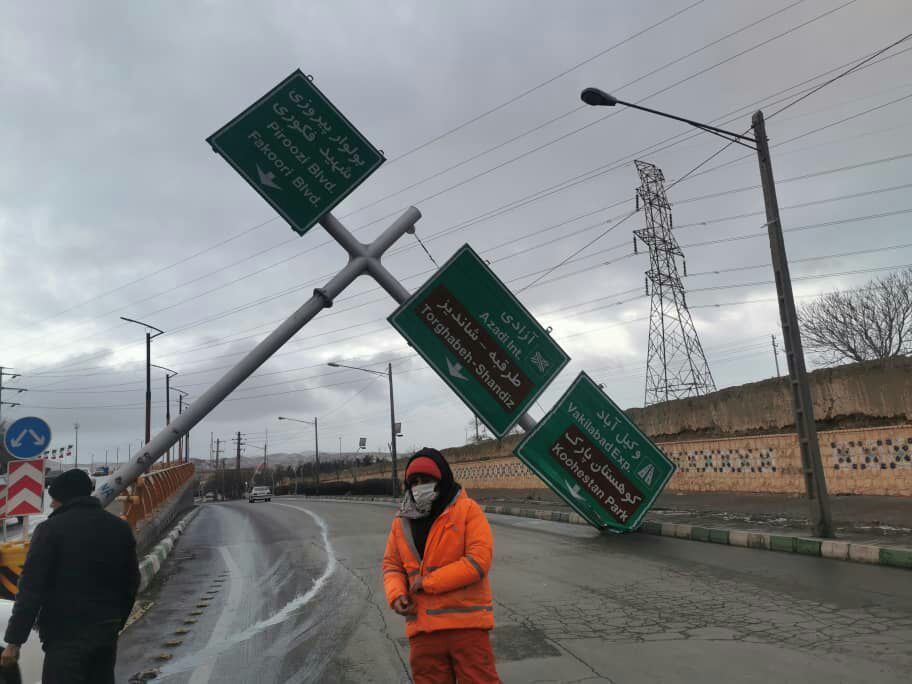 انجام بیش از ۱۱۰ مورد عملیات نیرو‌های آتش نشانی در مشهد