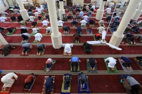 برگزاری نمازجمعه در نوار غزه پس از چندین هفته تعطیلی