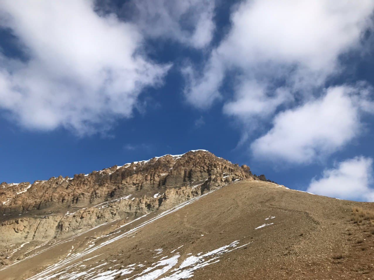 ۱۲ ساعت کوهنوردی در ارتفاعات شمال غرب تهران