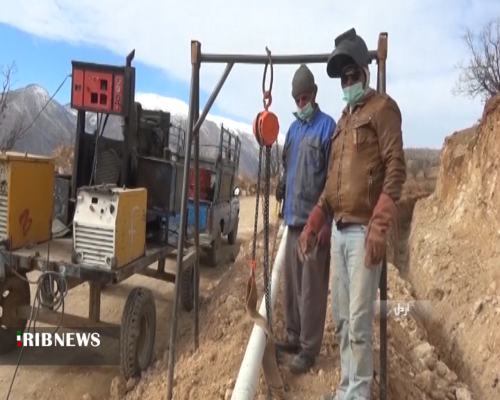 پیشرفت ۴۰ درصدی گازرسانی به روستای گوزلک شهرستان اردل + فیلم