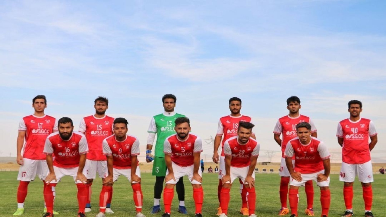 تیم فوتبال شهید قندی به دنبال فرار از بحران