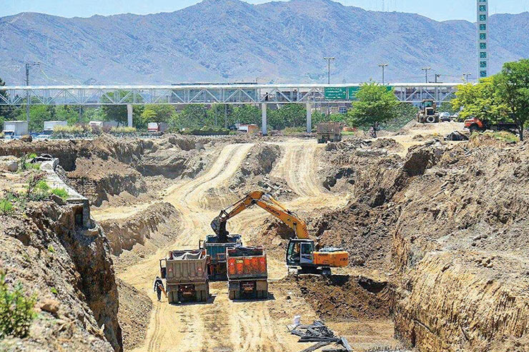 پیشرفت۳۰ درصدی تقاطع غیر همسطح سه راهی آذر مهران