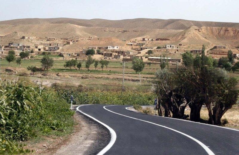 آسفالت ۱۸ کیلومتر راه روستایی در قالب طرح ابرار در همدان