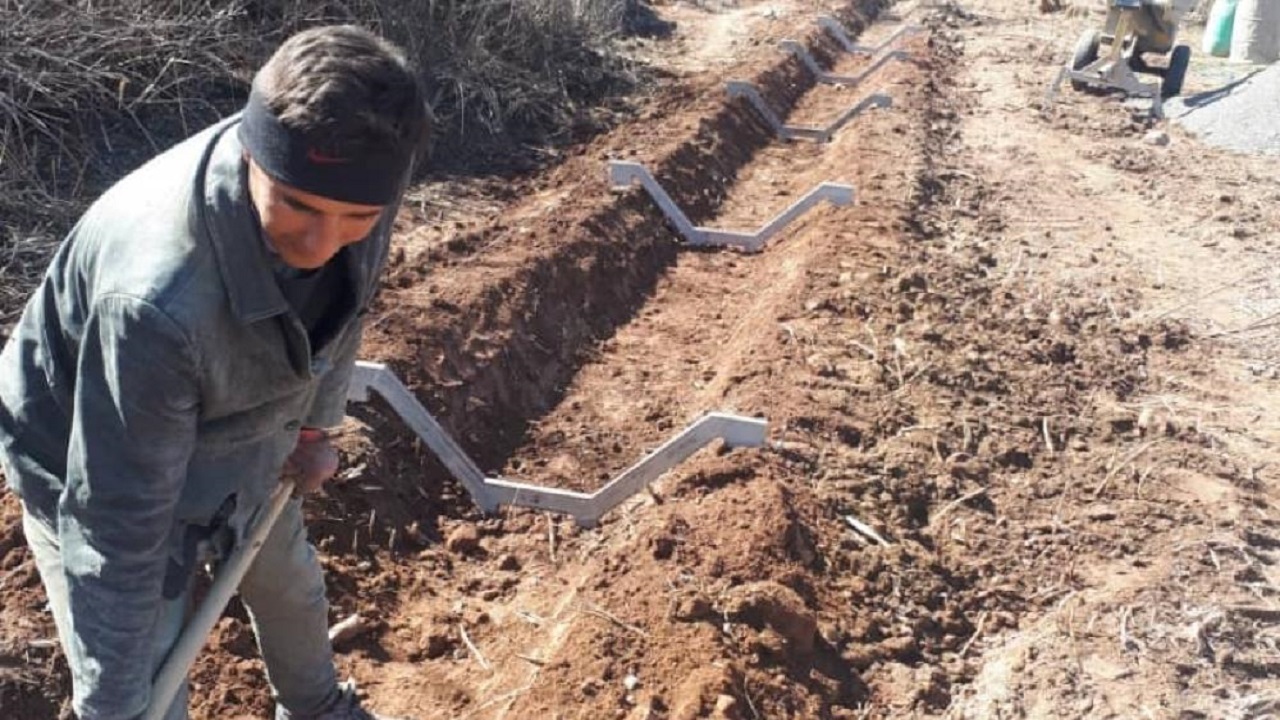 احداث کانال آبرسانی در روستای کتکان الموت شرقی