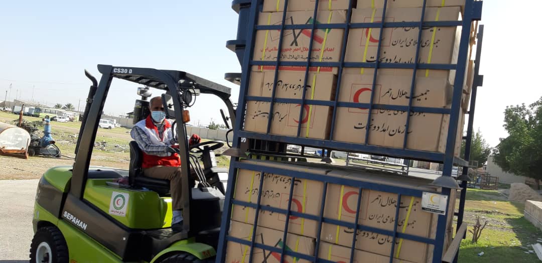 ارسال دومین محموله کمک‌های مردم بوشهر برای زلزله زدگان سی‌سخت