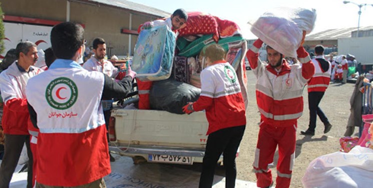 اعزام  تیم های  واکنش سریع و ارسال محموله های اقلام امدادی از خوزستان