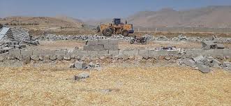 تخریب سازه های غیرمجاز در قلعه‌تل باغملک