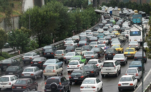افزایش 2 برابری تردد خودروها در خیابان های رشت