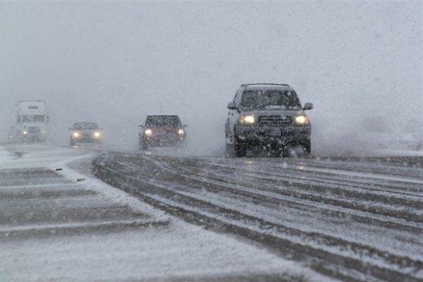 جاده های سمنان به جز دو مسیر باز است