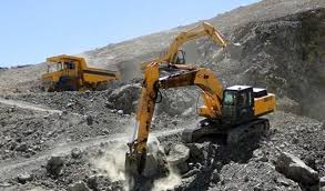 استخراج سالانه ۴۹۴ هزار تن انواع مواد معدنی از معادن سلماس