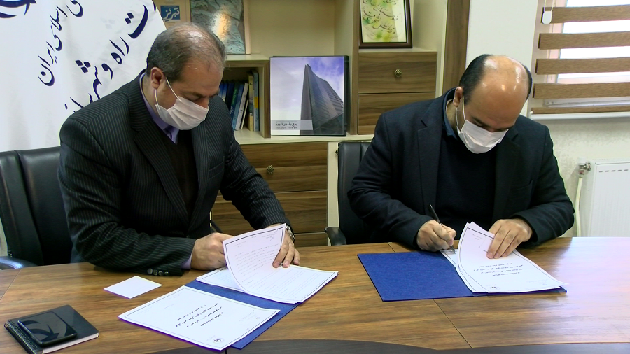 امضاء تفاهم نامه ساخت مسکن مددجویان آذربایجان شرقی