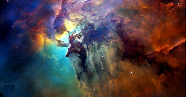 تلسکوپ هابل چگونه از اعماق جهان عکاسی کرده است؟
