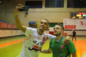 حضور دو بازیکن خارجی  تیم فوتسال گیتی پسند در اصفهان