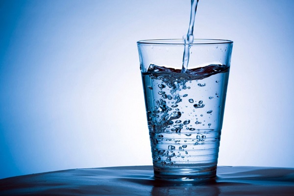 چقدر آب بنوشیم تا نیاز بدن  تامین شود؟