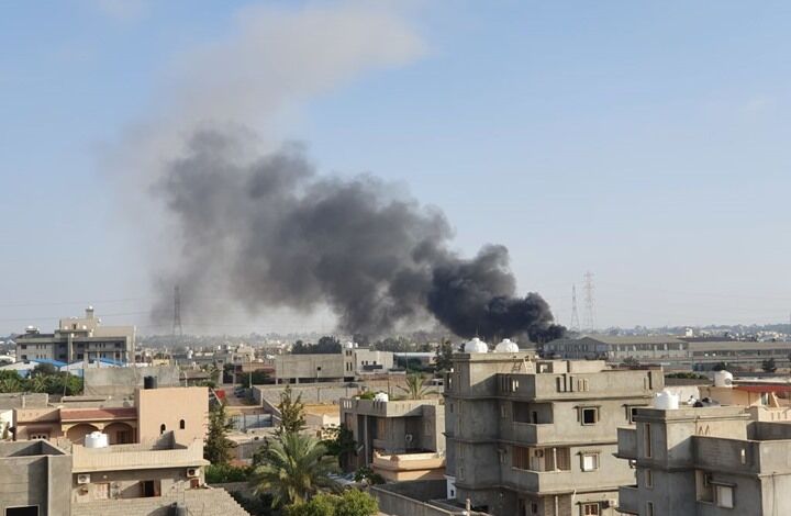 حمله موشکی نیروهای حفتر به طرابلس