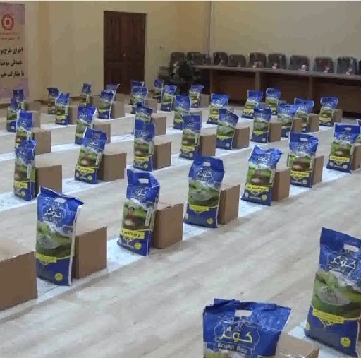 توزیع سبد های حمایتی بین مددجویان بهزیستی خوزستان