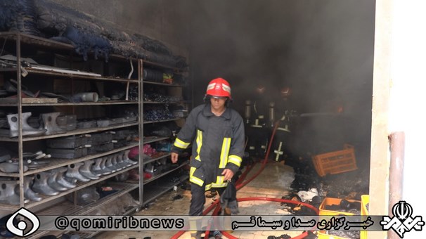 آتش سوزی در کارخانه چسب