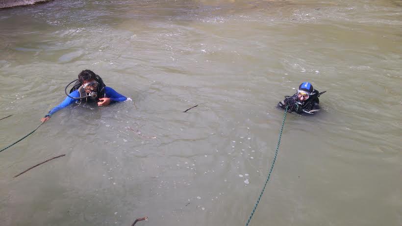 ادامه جستجوها برای یافتن راننده سقوط کرده در رودخانه زاینده رود