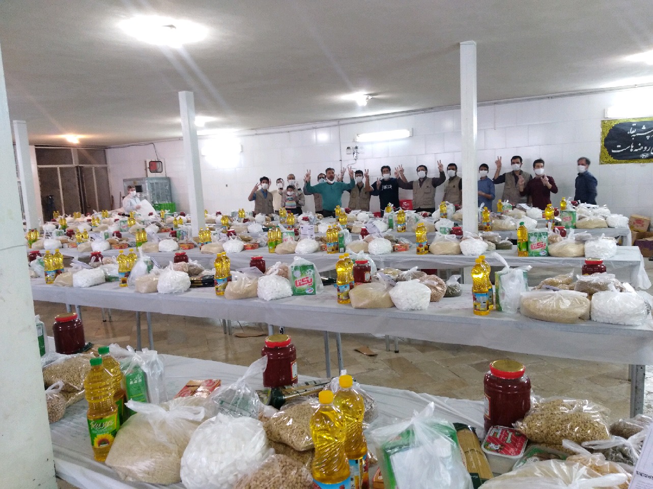 توزیع بیش از 330 بسته غذایی بین نیازمندان اصفهانی