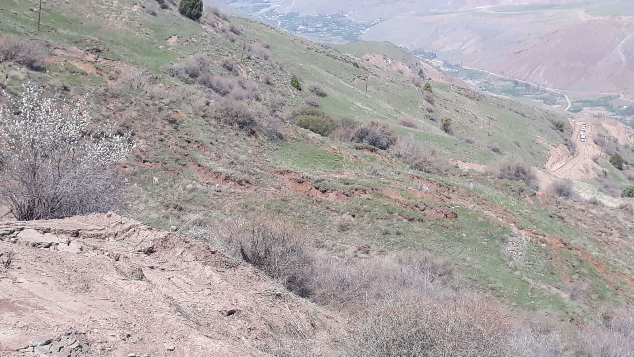 رانش زمین در روستای خوبکوه الموت شرقی