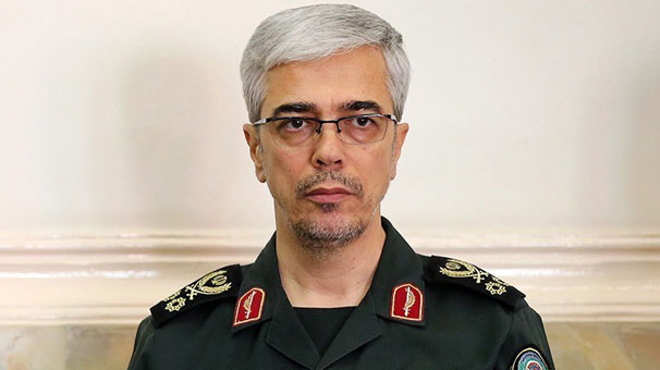 تبریک رئیس ستاد کل نیرو‌های مسلح به علی لاریجانی