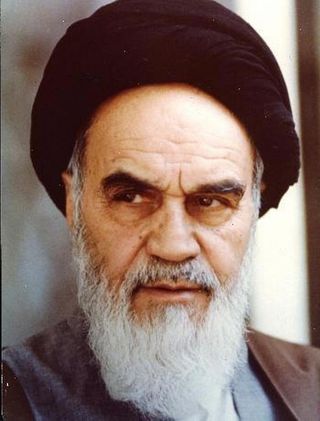 امام خمینی (ره) نقش دین را برجسته و احیا کرد