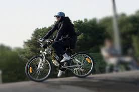 ممنوعیت دوچرخه سواری بانوان در طرقبه شاندیز