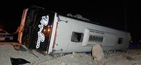دو مجروح در واژگونی اتوبوس در پارسیان