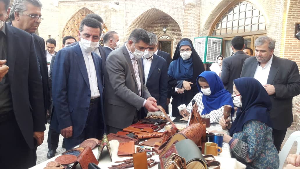 دستور پیگیری استاندار برای دائمی شدن نمایشگاه صنایع دستی کرج