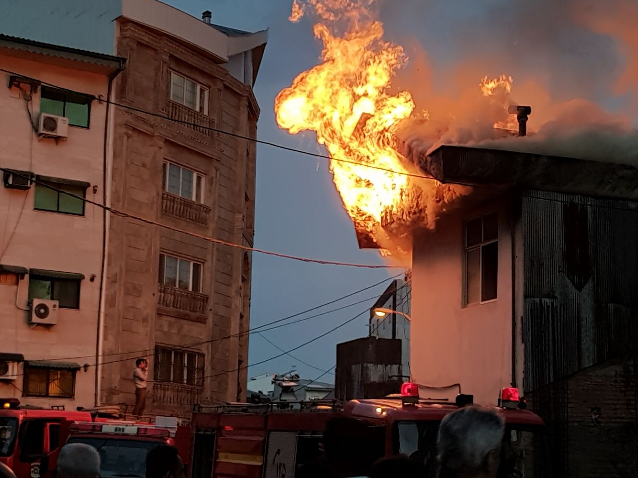 آتش سوزی یک خانه  در رشت