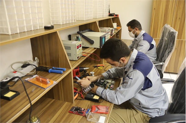 راه اندازی کارگاه تخصصی تعمیر و ساخت انواع برد‌های الکترونیکی در بندر شهید رجایی