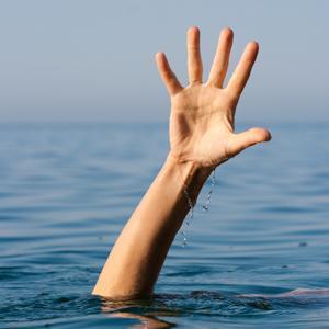 غرق شدن جوان ۱۵ ساله در تاکستان