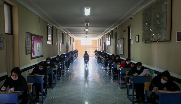 رقابت  ۱۸ هزار دانش‌آموز برای ورود به پایه دهم مدارس نمونه فارس