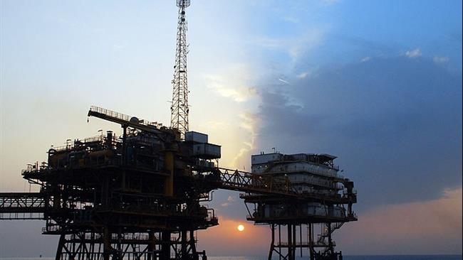 کاهش استخراج نفت و افزایش استخراج گاز طبیعی در جمهوری آذربایجان