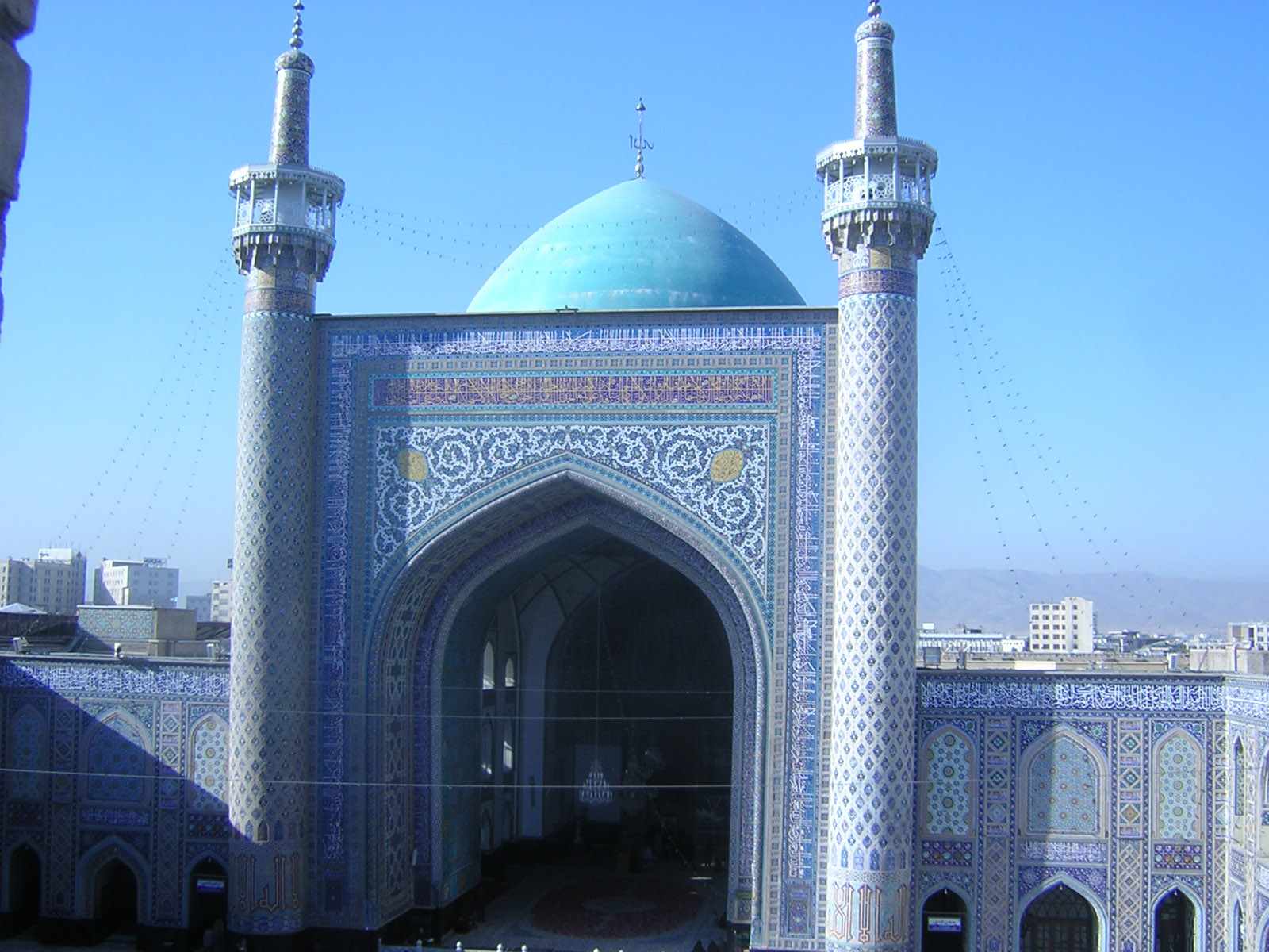 برپایی نمایشگاه شهدای مسجد گوهرشاد در حرم مطهر رضوی