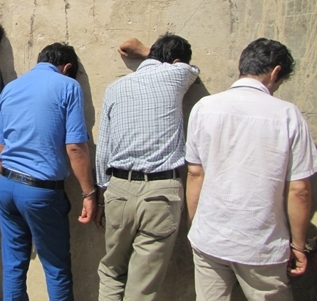 دستگیری باند سه نفره سارقان منازل در اصفهان