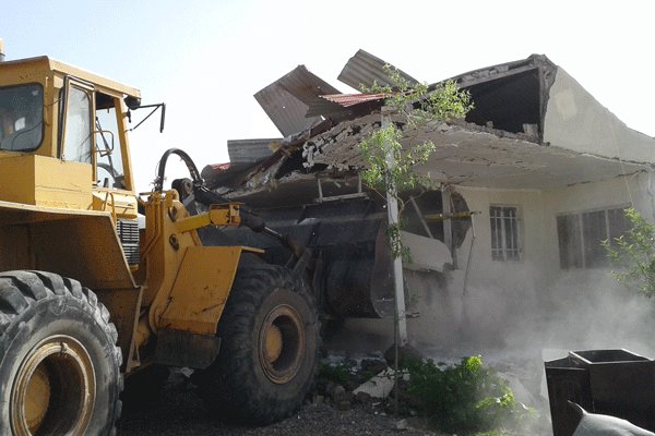 تخریب 107 بنای غیرمجاز در سنندج