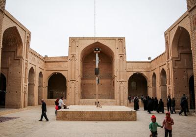تجهیز مسجد جامع زواره به دوربین مداربسته و پایش تصویری