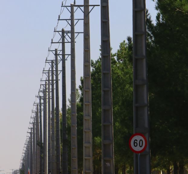 افزایش پایداری شبکه برق منطقه ۶ شیراز با اجرای ۳۴ میلیارد ریال طرح