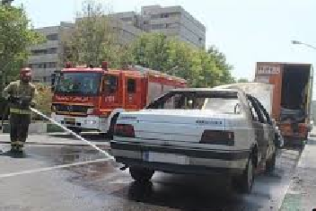 آتش سوزی خودرو پژو ۴۰۵ دراهواز