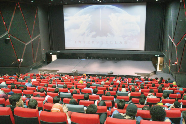 تعطیلی دو سینما در مشهد